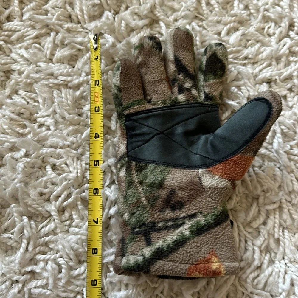 Outfitters Ridge Winter Youth Gloves Size Medium